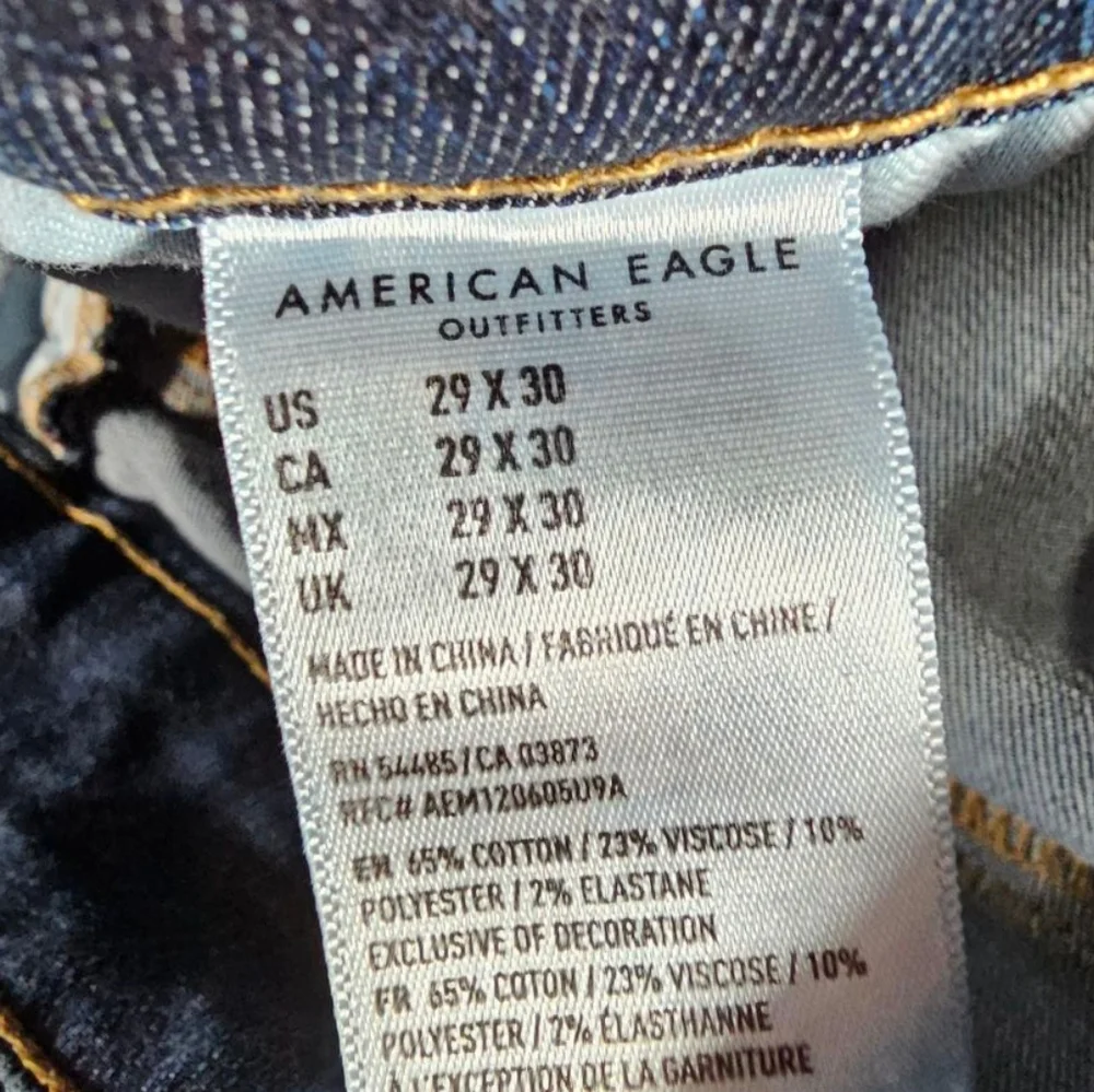 American Eagle Outfitters Blue Slim Jeans with Vintage Wash Size 29×30